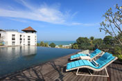 Infinity Pool - Hotel Pullman Bali Legian Nirwana