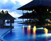Beach Restaurant with Pool, Pelangi Bali Hotel