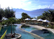 3-leve Swimming Pool, Vila Ombak Hotel